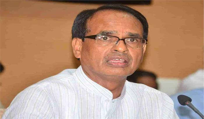 शिवराज ने अफसरों को दी चेतावनी शिवराज ने अफसरों को दी चेतावनी