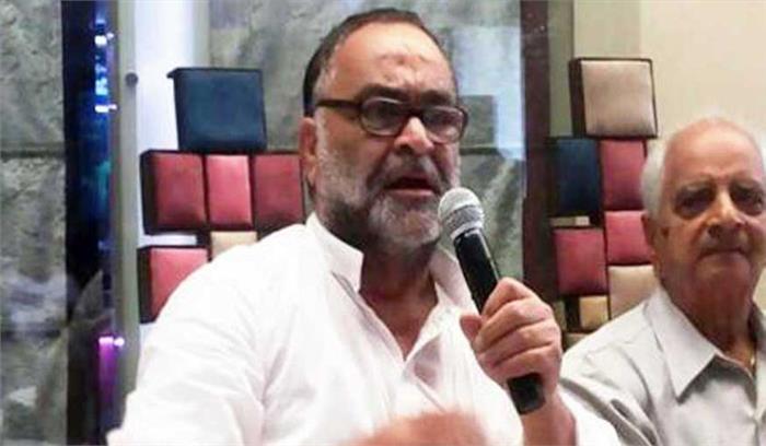 भाजपा के विधायक बुक्कल नवाब ने कोरोना से लड़ाई के लिये पचास लाख रूपये