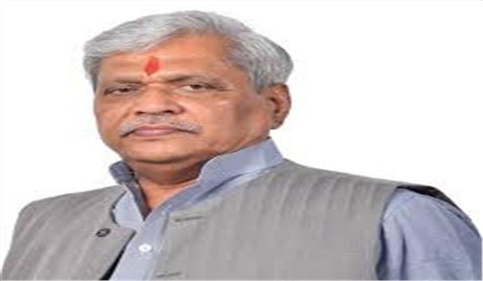 प्रभात झा का कमलनाथ पर तंज ,मप्र को नहीं चाहिए रोतेला मुख्यमंत्री​​​​​​​