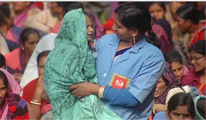 भारतीय मजदूर संघ ​​​​​​​मोदी सरकार के खिलाफ सड़क पर उतरा 