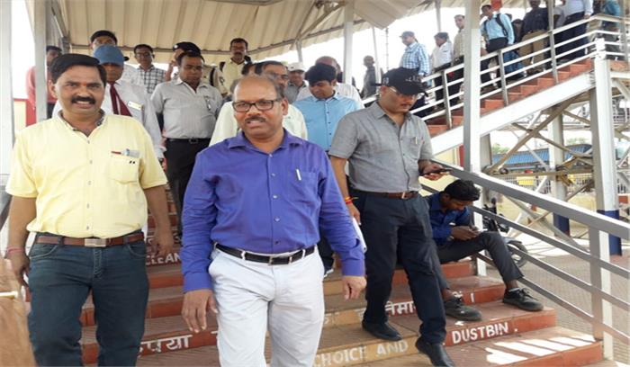 भाटापारा : डीआरएम ने किया स्टेशन का निरीक्षण