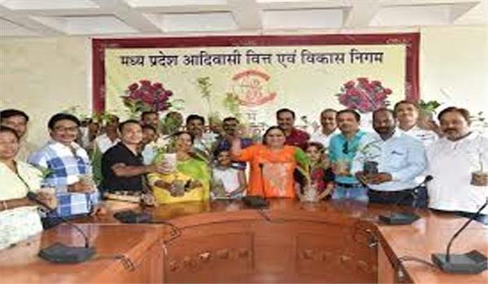 आदिवासी वित्त एवं विकास निगम ने शुरू की स्पान्सर ए लाइफ स्कीम