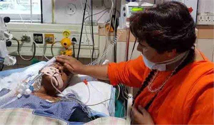 गौर की हालत गंभीर गौर की हालत गंभीर