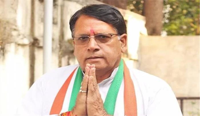 केंद्र सरकार पर मध्यप्रदेश के साथ भेदभाव बरतने का आरोप लगाया मंत्री ने केंद्र सरकार पर मध्यप्रदेश के साथ भेदभाव बरतने का आरोप लगाया मंत्री ने