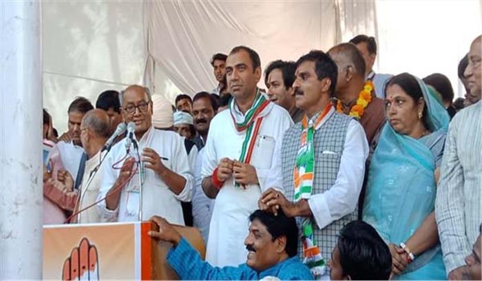 प्रियव्रत और जयवर्द्धन ने दीं प्रकाश पर्व दिवाली की शुभकामनाएँ प्रियव्रत और जयवर्द्धन ने दीं प्रकाश पर्व दिवाली की शुभकामनाएँ