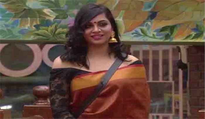 सेलिब्रिटी बिग ब्रदर में भाग लेने के लिए उत्साहित हैं आर्शी खान