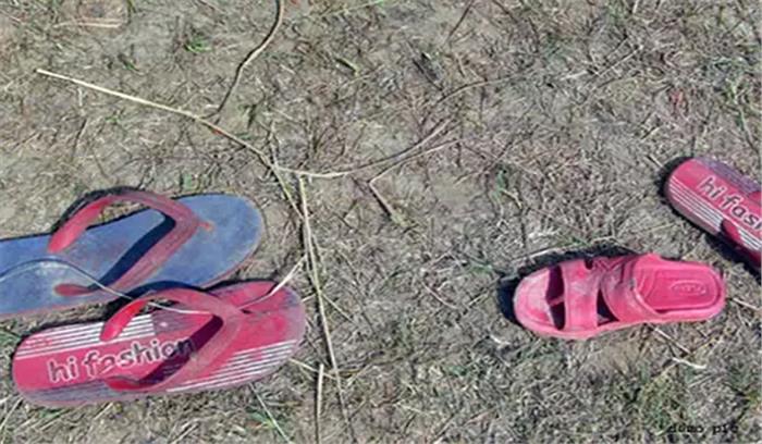 बिहार में मिट्टी धंसने से 3 बच्चों की दबकर मौत