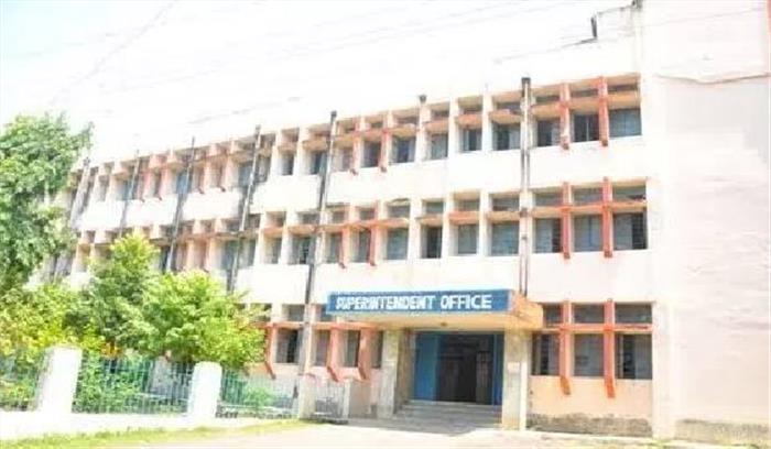 बीजेपी नेता की मां की मौत के मामले में चिकित्सक बर्खास्त