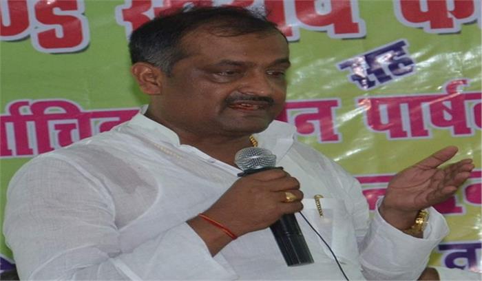 मीनापुर से जदयू उम्मीदवार मनोज कुशवाहा ने वापस किया सिंबल