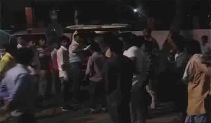 बिहार में पुल से नीचे गिरी यात्री बस, 10 की मौत, 20 से ज्यादा घायल