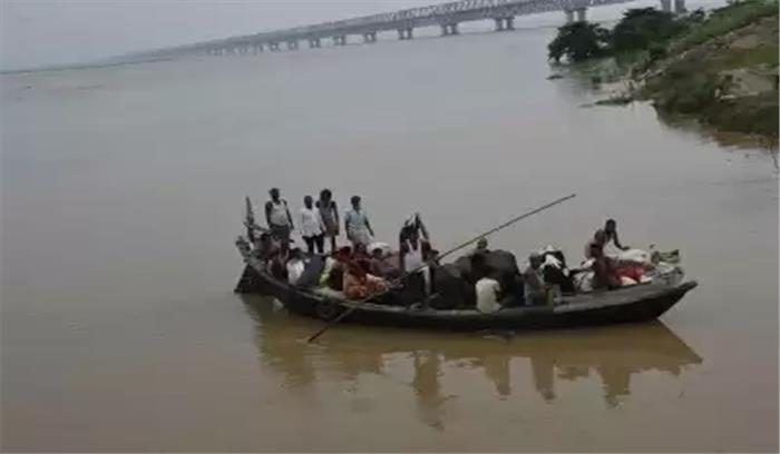 बिहार में नदियां फिर से तबाही मचाने को आतुर, निचले इलाकों में फिर बाढ़ का खतरा