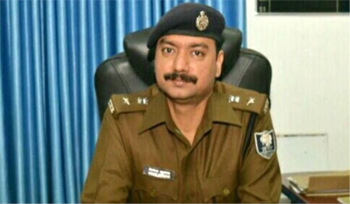 बिहार : मुजफ्फरपुर एसएसपी आय से अधिक संपत्ति मामले में निलंबित बिहार : मुजफ्फरपुर एसएसपी आय से अधिक संपत्ति मामले में निलंबित
