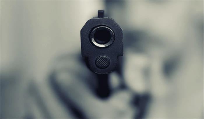 बिहार : बदमाशों की गोलीबारी में एसआई की मौत पर सियासी पारा चढ़ा