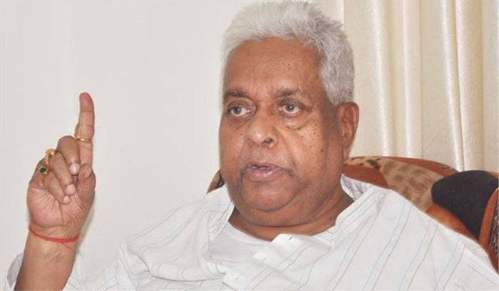 कांग्रेस गरीब सवर्णों के आरक्षण की पक्षधर है: सदानंद सिंह