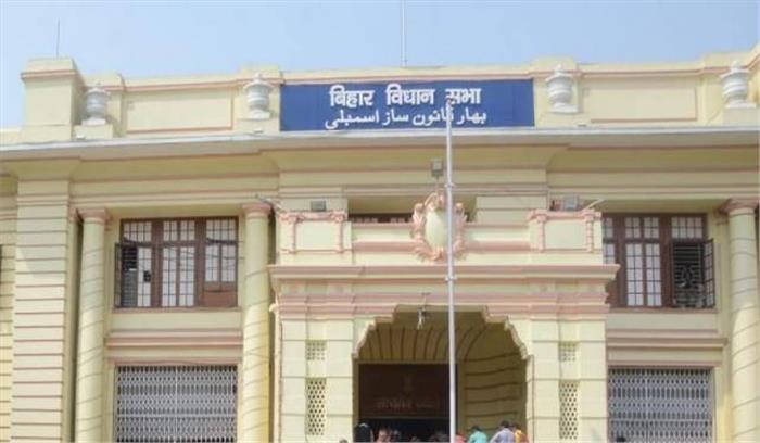 शराबबंदी को लेकर बिहार विधानसभा में विपक्ष का हंगामा