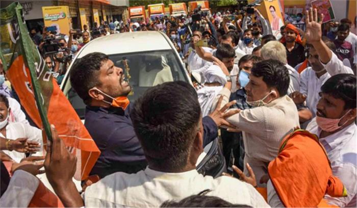 बिहार विधानसभा चुनाव में टिकट के लिए भाजपा कार्यालय में हंगामा