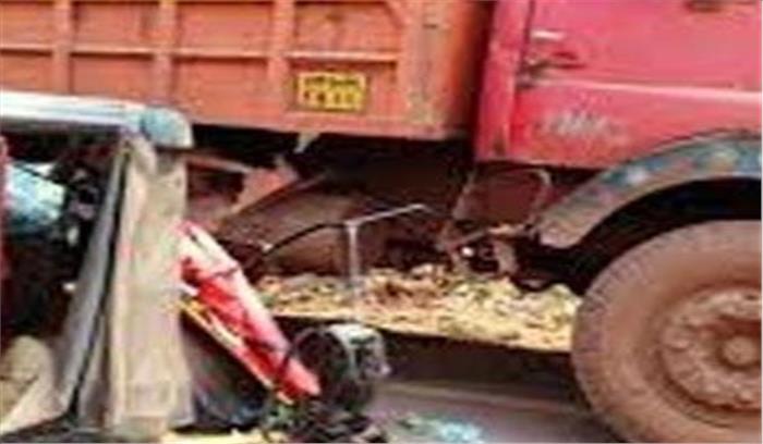  बिहार में ट्रक और ऑटो रिक्शा के बीच टक्कर, दो की मौत