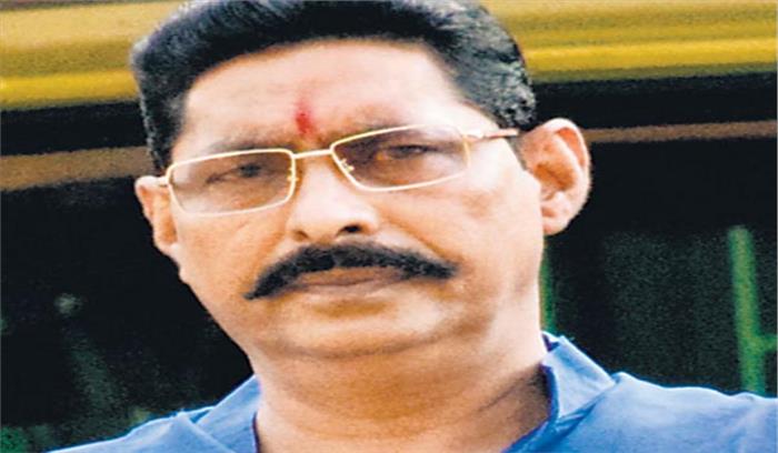 हत्या के मामले में अनंत सिंह समेत 6 लोगों के खिलाफ प्राथमिकी दर्ज हत्या के मामले में अनंत सिंह समेत 6 लोगों के खिलाफ प्राथमिकी दर्ज