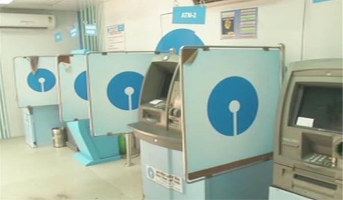 बिहार: एटीएम में कैश नहीं होने पर लोग हुए परेशान