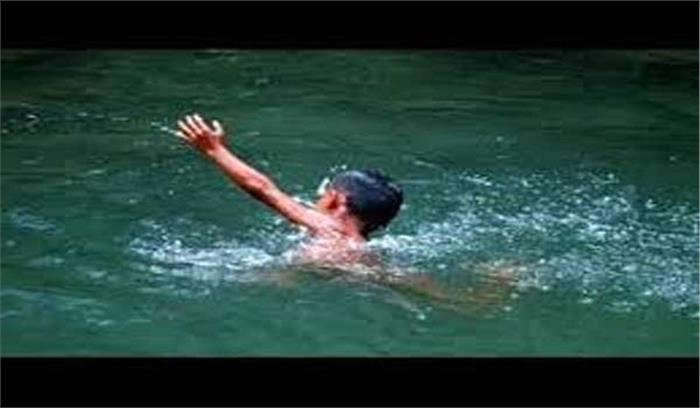 बिहार : मूर्ति विसर्जन के दौरान नदी में डूबने से छात्र की मृत्यु