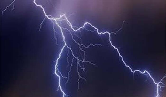 जमुई में आकाशीय बिजली गिरने से युवक की मौत