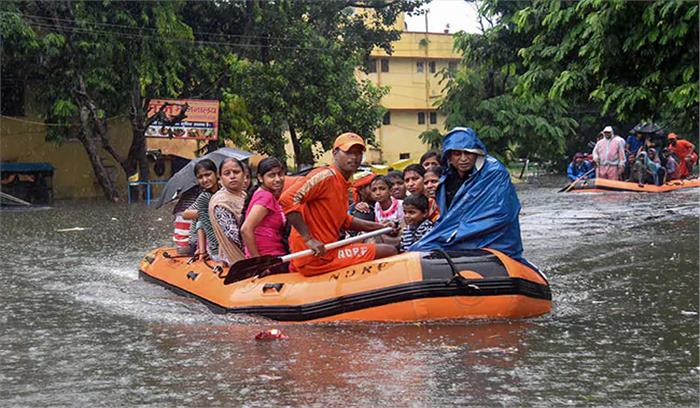 बिहार में नाव पलटने से 2 लोगों की मौत, 3 लापता