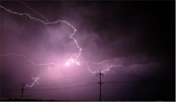 बिहार के गोपालगंज में आकाशीय बिजली की चपेट में आने से 13 की मौत