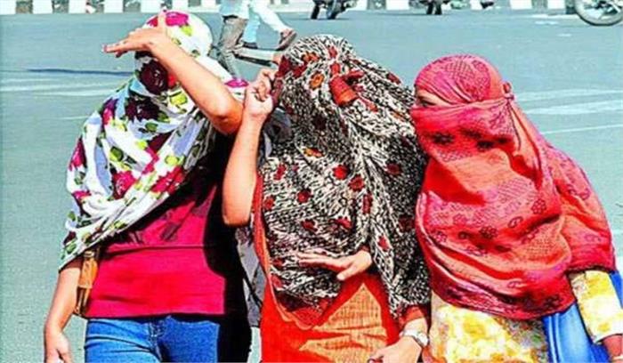 बिहार की राजधानी पटना में उमस भरी गर्मी जारी बिहार की राजधानी पटना में उमस भरी गर्मी जारी