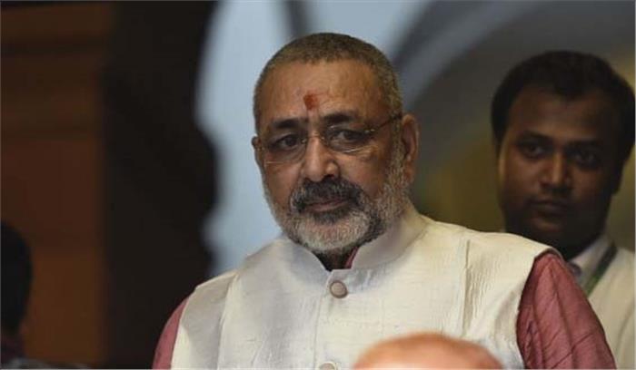 ​​​​​​​दंगा भड़काने के आरोपियों से मिले गिरिराज, कहा- बिहार में हिंदुओं को दबाया जा रहा है