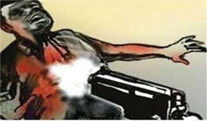 ग्रामीण की गोली मारकर हत्या