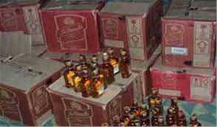ट्रक पर लदी 100 कार्टन विदेशी शराब बरामद ,चालक गिरफ्तार