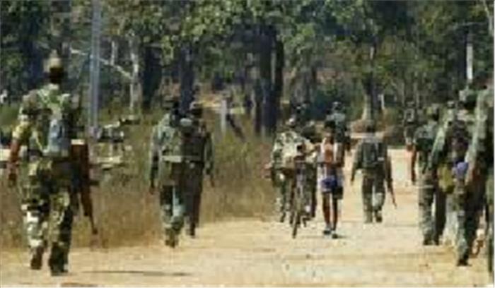 बिहार : नक्सलियों ने विस्फोट कर सामुदायिक भवन उड़ाया