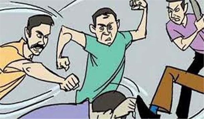 पटना में सेवानिवृत्त आईपीएस अधिकारी से मारपीट