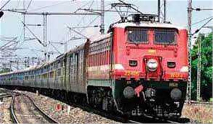 बिहार : हाजीपुर-बछवारा-बरौनी रेल खंड पर ट्रेन सेवाएं बहाल, परिचालन शुरू