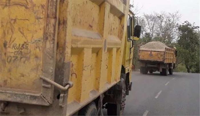 बिहार : अवैध बालू लदे छह वाहन जब्त