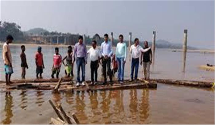 छग :सागौन के आठ लाख रुपये के अवैध लट्ठे बरामद