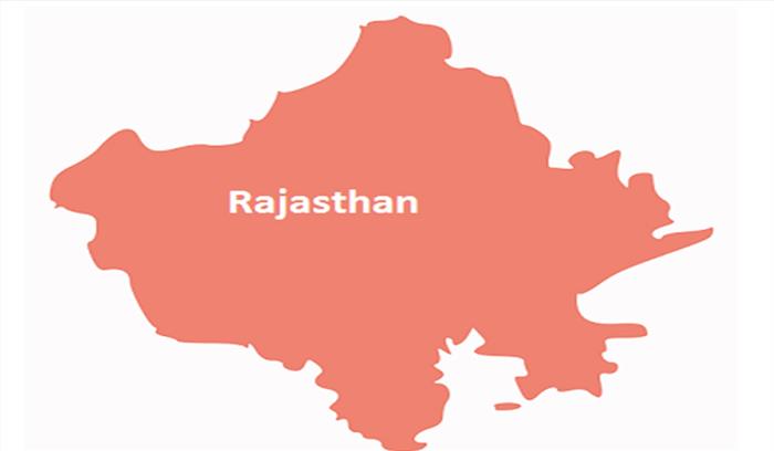 बीकानेर : खेत से बीस स्मोक कैंडल बरामद बीकानेर : खेत से बीस स्मोक कैंडल बरामद