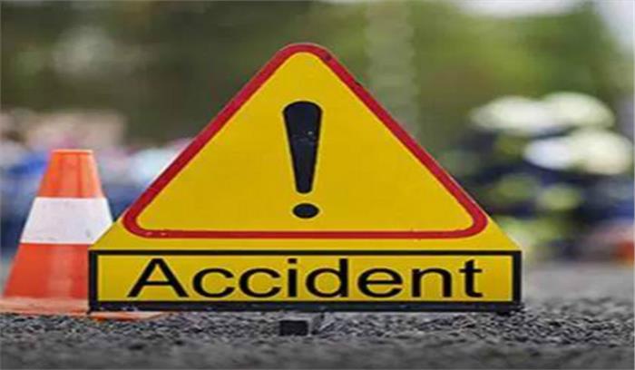 बाइक से सडक़ पार कर रहे मजदूर को ट्रक ने कुचला, मौत