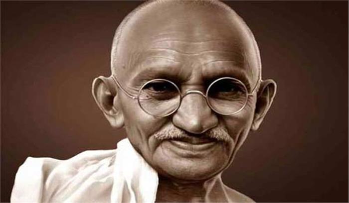 चरण-स्पर्श की अभिलाषी वृद्धा से महात्मा गांधी ने मांगा था एक रुपया चरण-स्पर्श की अभिलाषी वृद्धा से महात्मा गांधी ने मांगा था एक रुपया