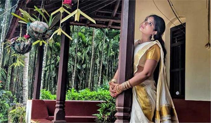 अभिनेत्री शकीला की बायोपिक की पहली झलकी में दिखीं ऋचा