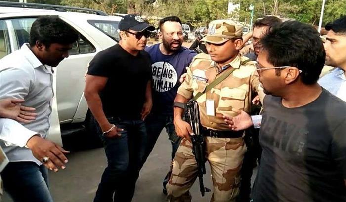रिहाई के बाद मुंबई के लिए रवाना हुए सलमान खान