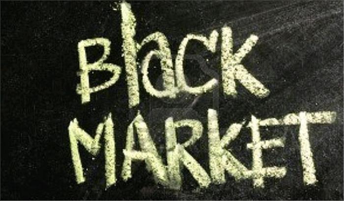 कालाबाजारी के आरोप मे गोदाम सील