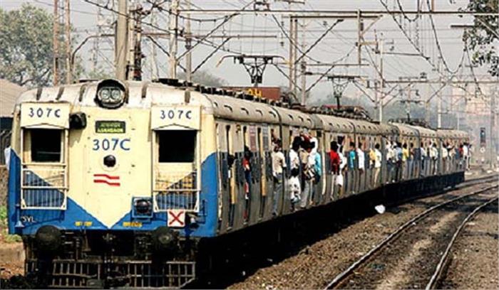 उत्तराखंड :पैसेंजर ट्रेन के शौचालय में लटका मिला किशोर का शव