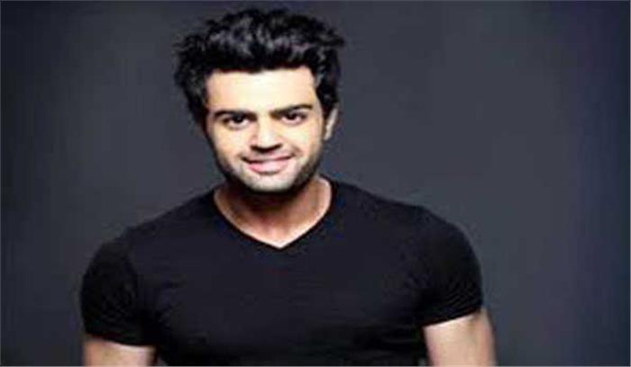 प्रवासी मजदूरों की मदद कर रहे हैं मनीष पॉल