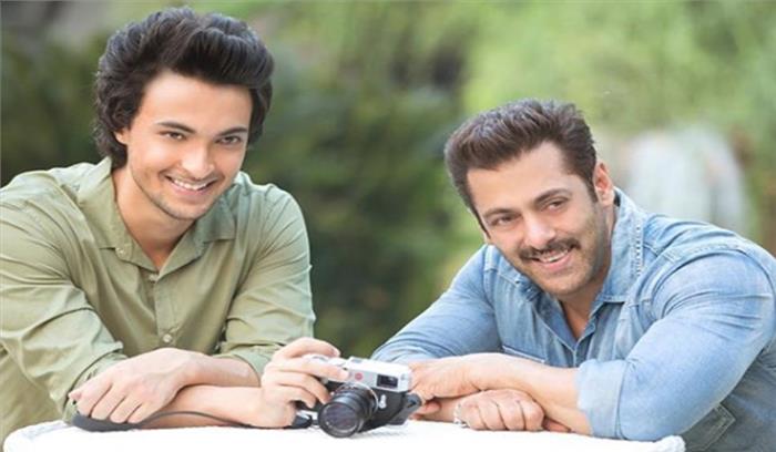 आयुष के साथ मराठी फिल्म के रीमेक में काम करेंगे सलमान आयुष के साथ मराठी फिल्म के रीमेक में काम करेंगे सलमान