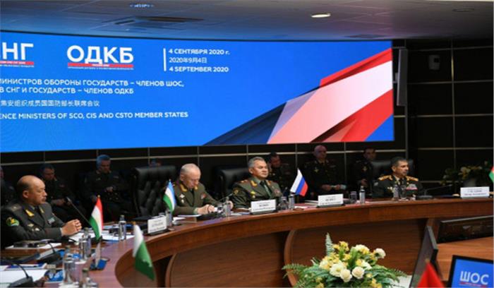 सीमा विवाद पर अपने चीनी समकक्ष के साथ बैठक करेंगे राजनाथ सिंह