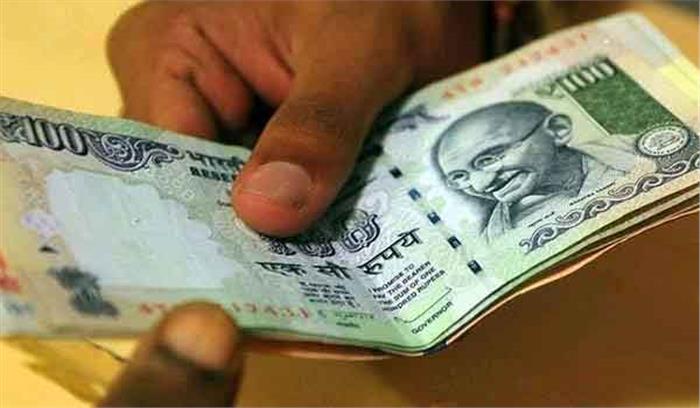 रिश्वत लेने के आरोप में 3 लोग गिरफ्तार