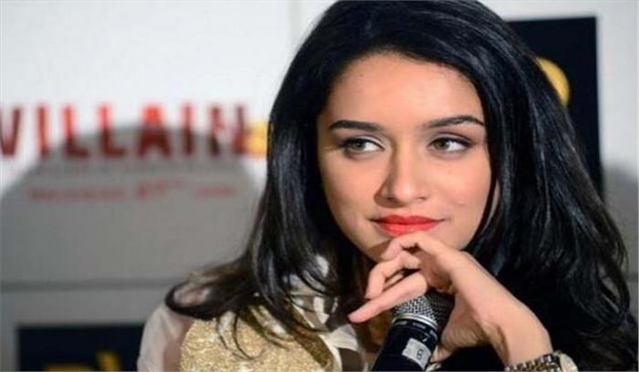 श्रद्धा कपूर ने लांच किया​​​​​​​ वीट हेयर रिमूवल का नया प्रोडक्ट