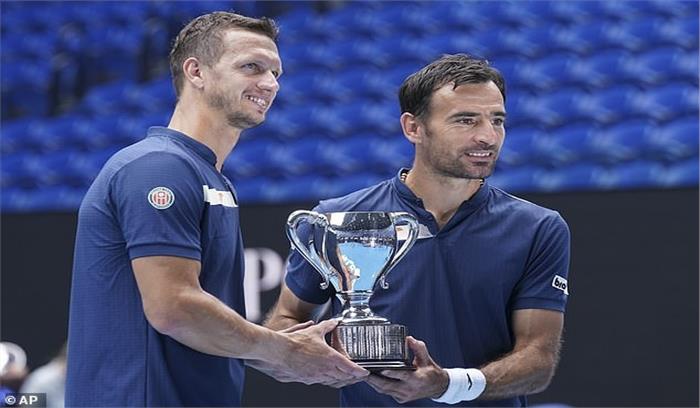ऑस्ट्रेलियन ओपन: डोडिग और पोलासेक की जोड़ी ने पुरुष युगल का खिताब जीता