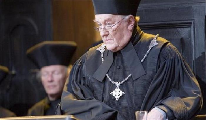 हैरी पॉटर के अभिनेता रॉबर्ट हार्डी का निधन